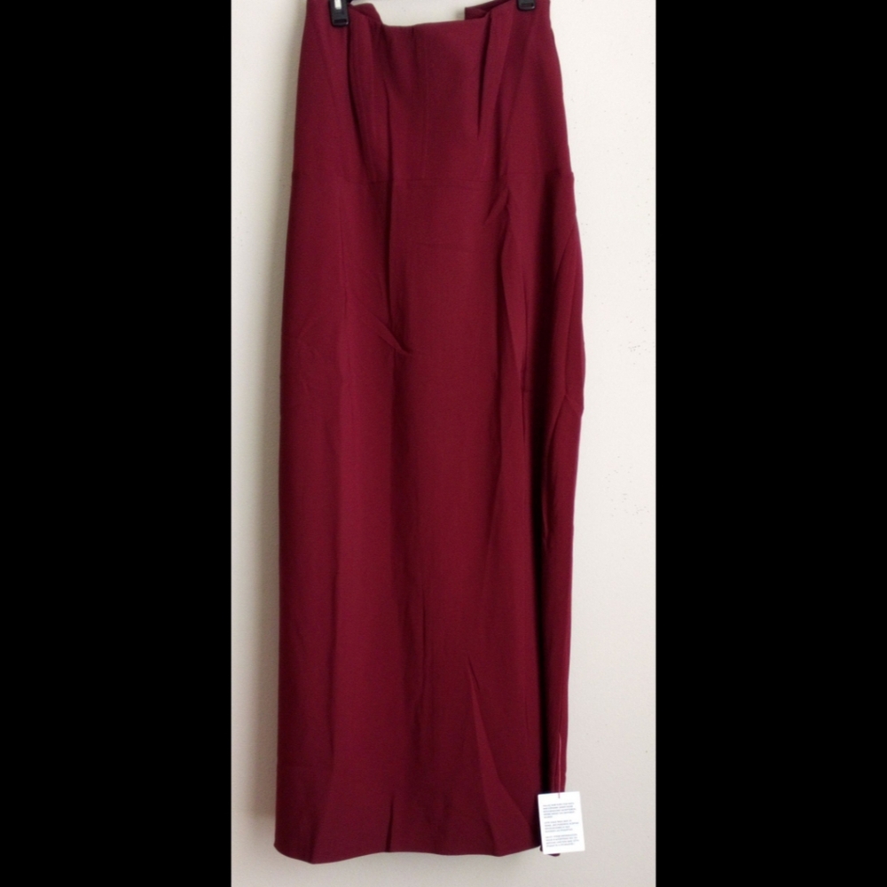 BNWT ASOS DESIGN CURVE EXCLUSIVE BARDOT CORSET DETAIL MIDI DRESS IN WINE - Picture 15 of 15